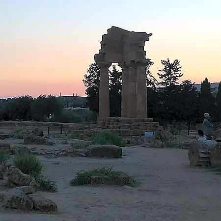 L'alba Sui Templi 3* Agrigento